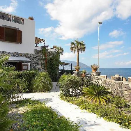 Acquacalda 3*