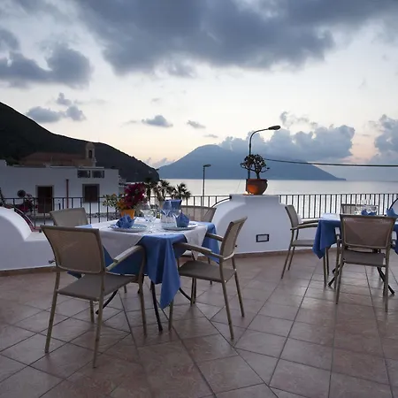 Acquacalda 3* Lipari