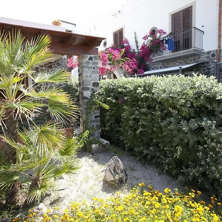 Acquacalda Hotel