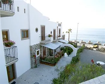 Acquacalda 3*